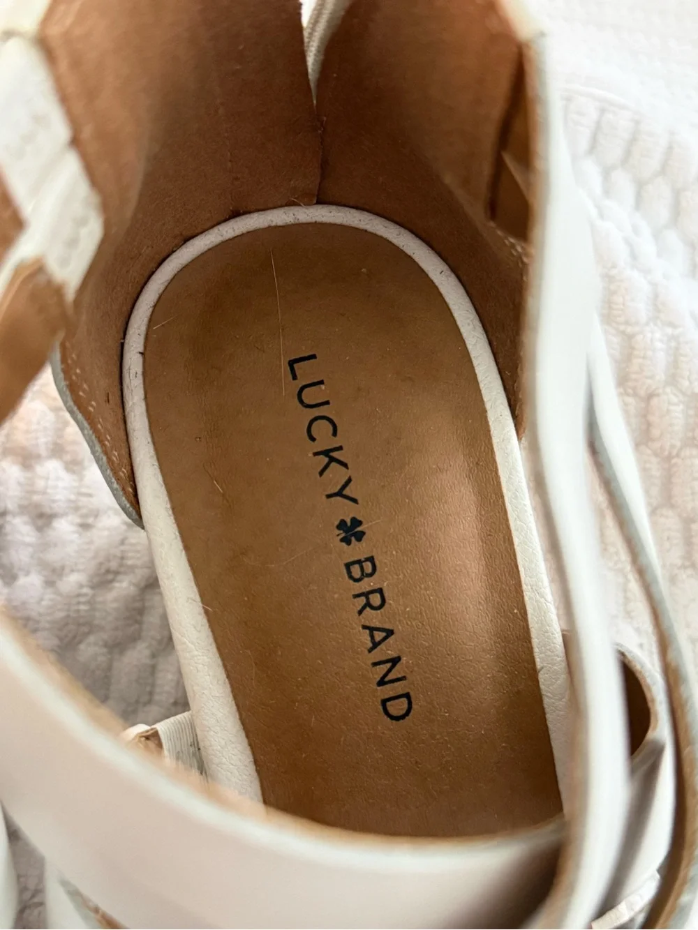 Lucky Brand white strappy gladiator sandal wedge big kids 3